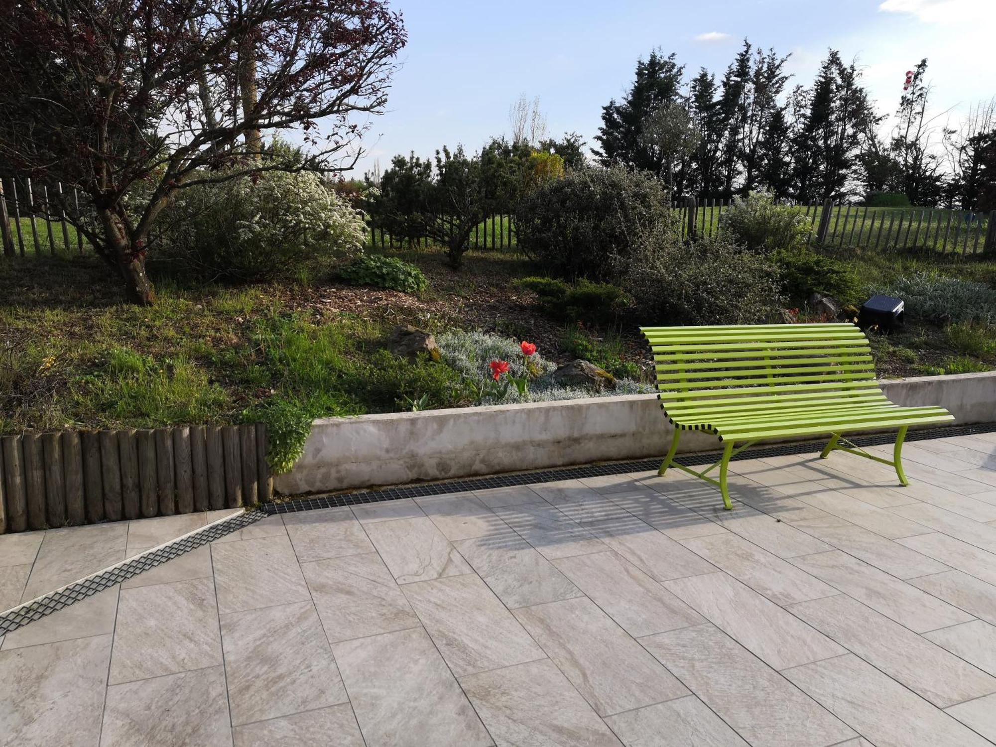 Chambre Avec Entree Independante Dans Un Ecrin De Verdure Dommartin  Εξωτερικό φωτογραφία
